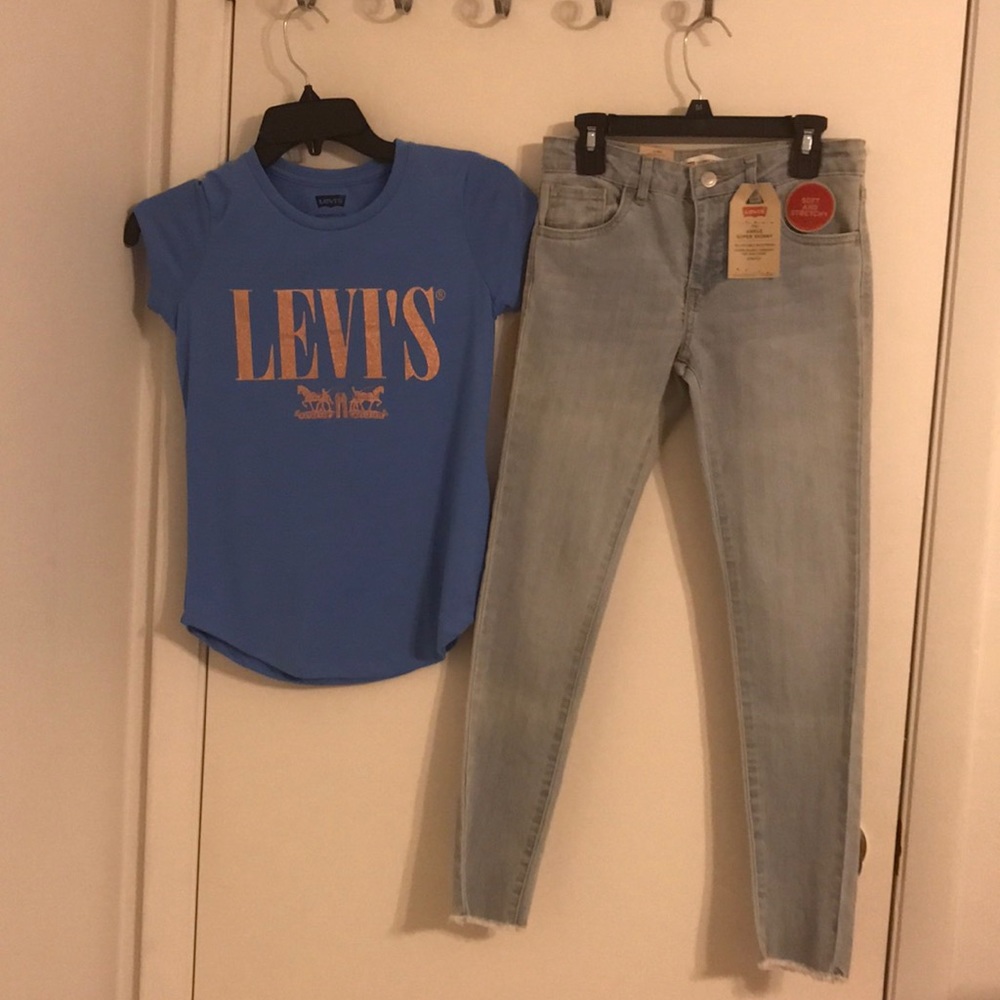 NWT LEVI’SJEANS AND SHIRT.